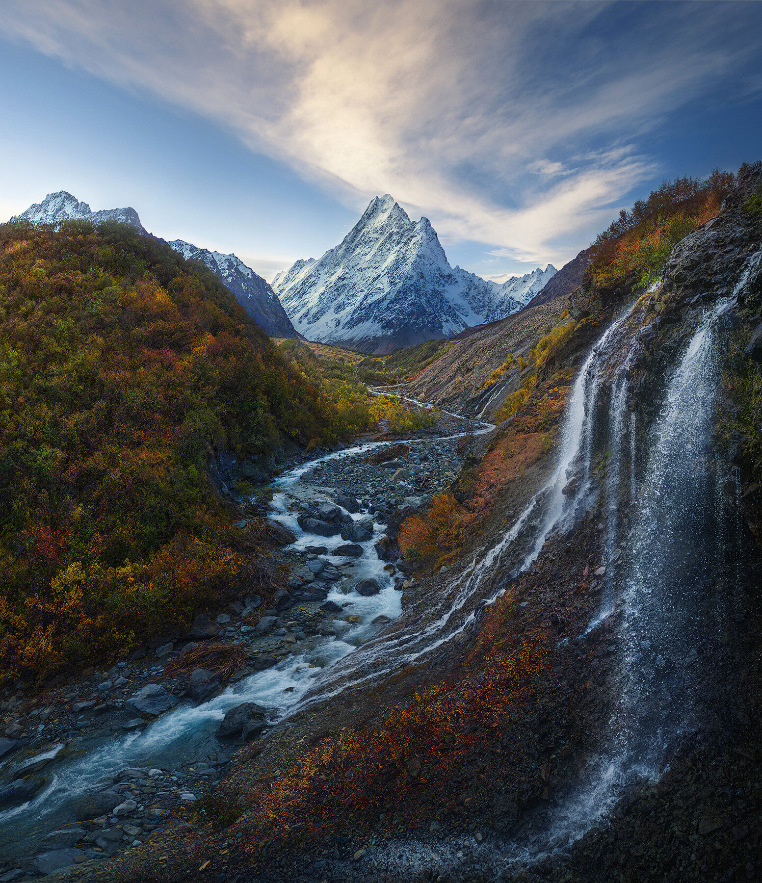 Alaska, fall, autumn, colors, tundra, aspen, red, mountains, peaks, chugach, Alaska range, waterfalls, canyon