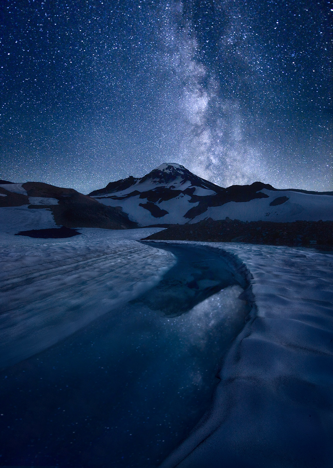Great Blue Wonders (2009) Today's best cameras can record more light than we can see with out eyes. Here I used it to render the Milky Way over Oregon'...