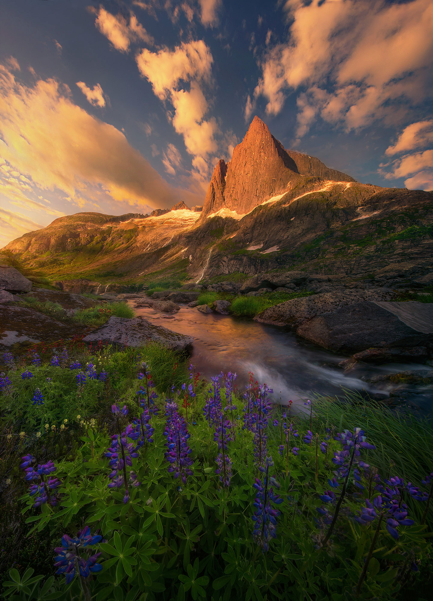 Of All Wonders (2015) The Alaska summer is short, but nowhere can you find such a multitude of colors and beauty. Here you can see a waterfall...