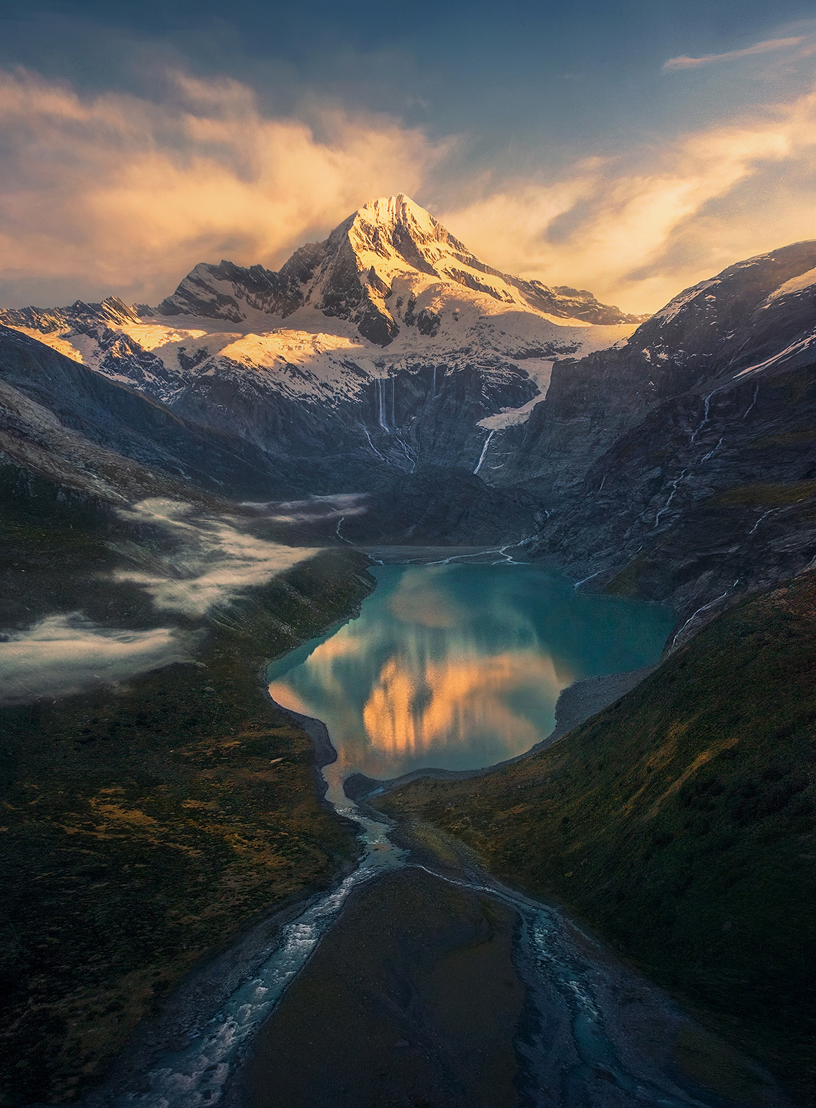 There aren't many views like this on Earth, but it's New Zealand so......