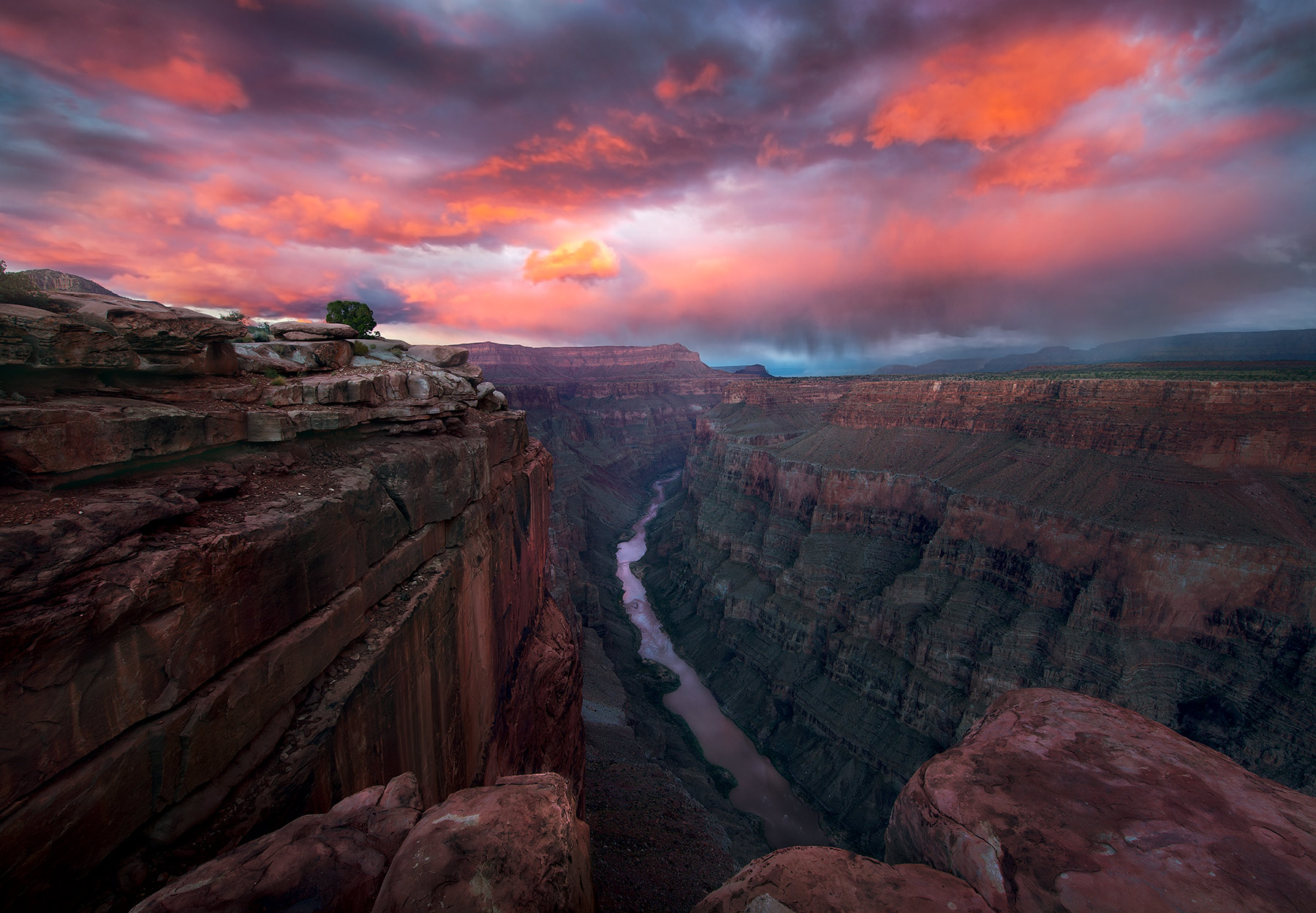 Just happened to be in the right place this evening, overlooking the magnificent Colorado River at Toroweep point, in Grand Canyon...